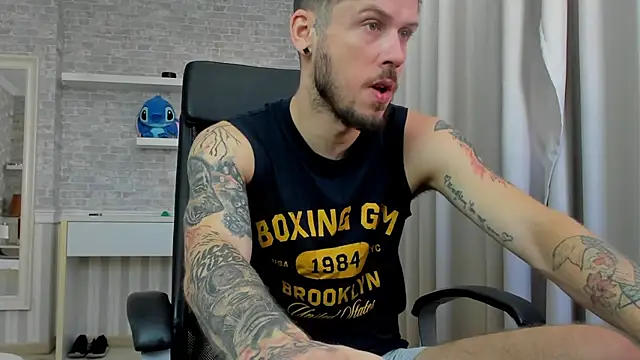 عرض كام JonahShaw