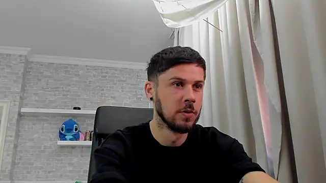 JonahShaw Show Webcam