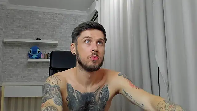 JonahShaw Webcam show