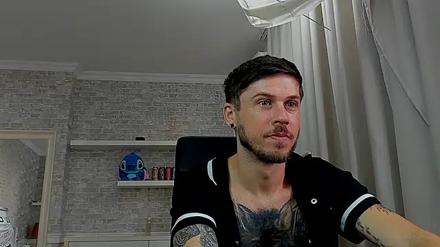 JonahShaw 在線直播表演