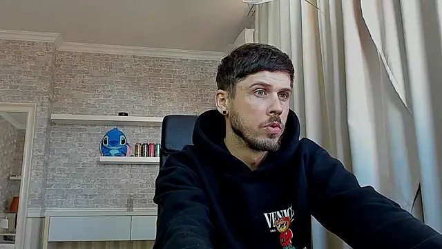 JonahShaw Шоу с уебкамера