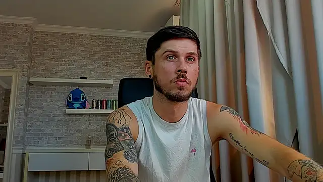 JonahShaw webkamerás műsora