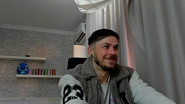 JonahShaw Show Webcam
