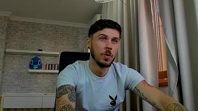JonahShaw Webcam show