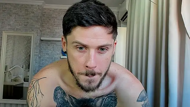 JonahShaw webkamerás műsora