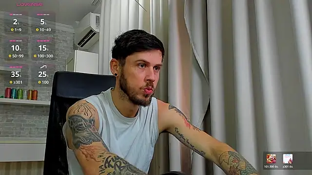 JonahShaw Webcam show
