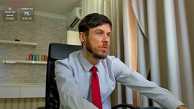 Pokazy przed kamerką – JonahShaw