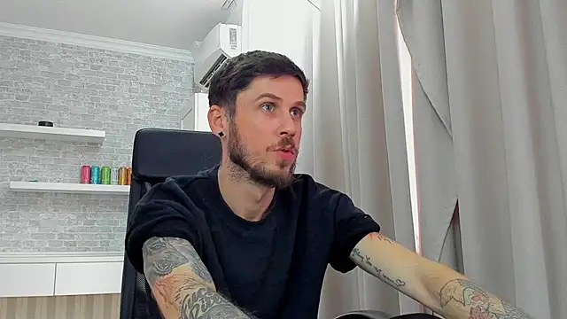 JonahShaw Webcam Show