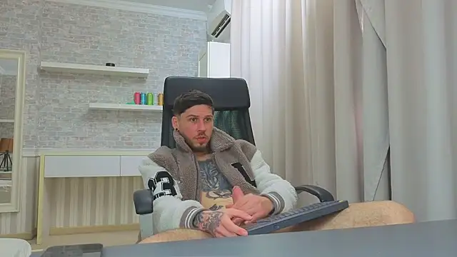 JonahShawのウェブカメラショー