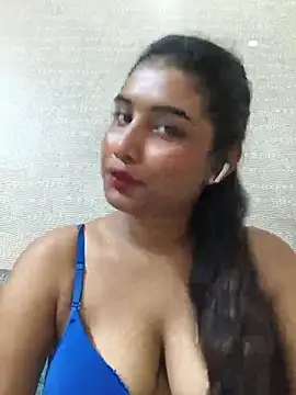 צ'אט XXX בשידור חי של horny_tenager