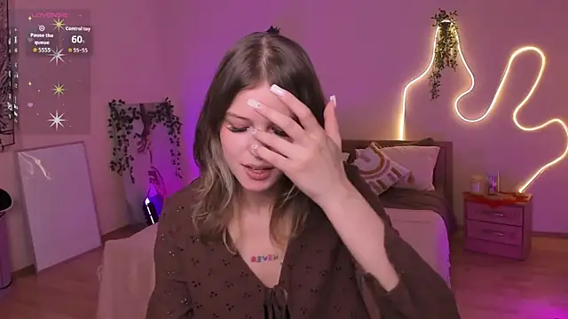 دردشة Lisa_Blossom الجنسية المباشرة