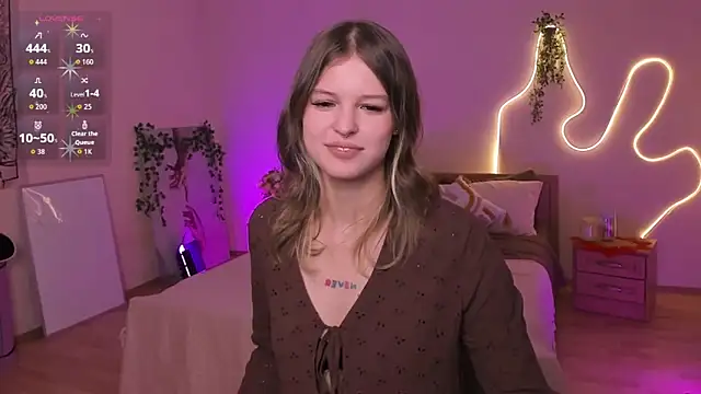 دردشة Lisa_Blossom الجنسية المباشرة