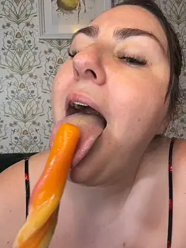 Lacey_BBW 网络视讯表演