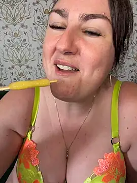 Lacey_BBW's Webcam Show