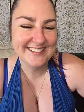 Chat +18 de Lacey_BBW ao vivo