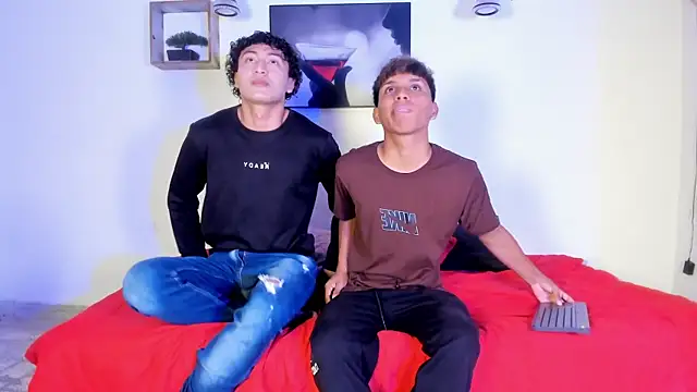 tyler_twink_boy Adlı Modelin Web Kamerası Şovu