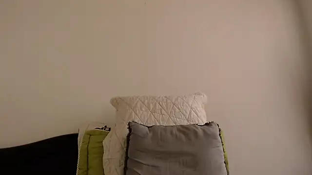 Sarah-w Live Chatraum