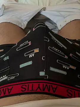 cazzoduro32 – webcam-show