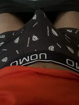 cazzoduro32 Show Webcam