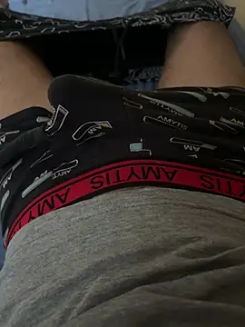 cazzoduro32 Pertunjukan Webcam