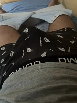 cazzoduro32 Show Webcam