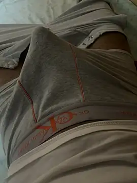 cazzoduro32's Webcam Show