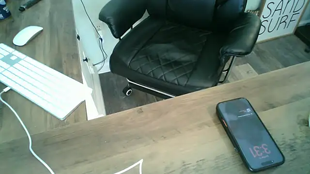 Show modela monikacumpig na web-kameri