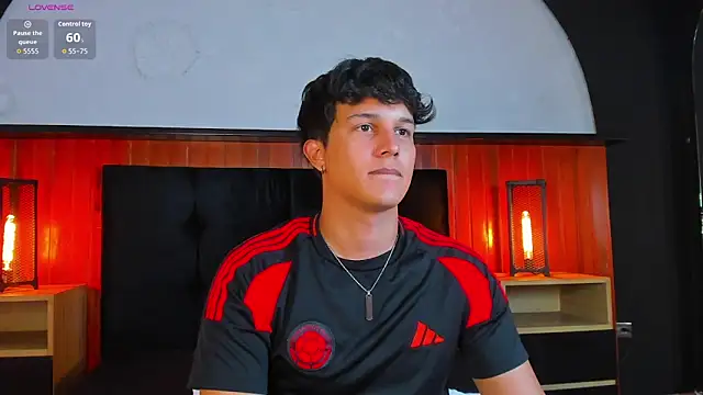Webkamerová show Leo_Savage_