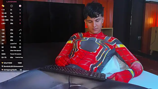 Leo_Savage_ Show Webcam