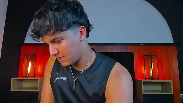 Leo_Savage_'s Webcam Show