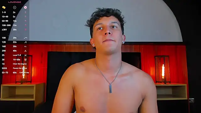 Leo_Savage_ Webcam-Show
