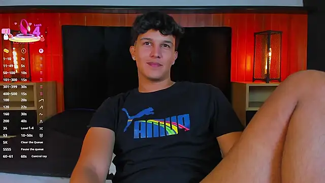 Leo_Savage_ Show Webcam