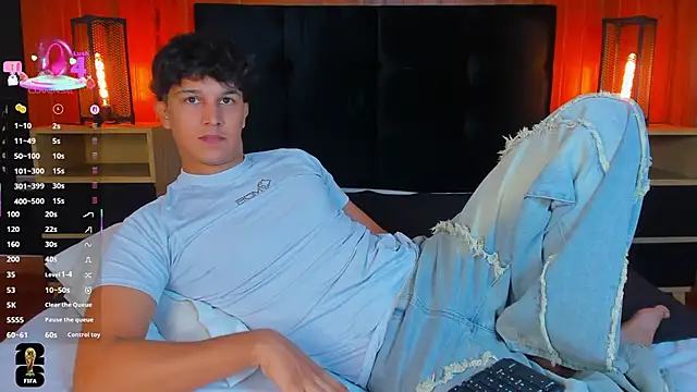 Leo_Savage_ Pertunjukan Webcam