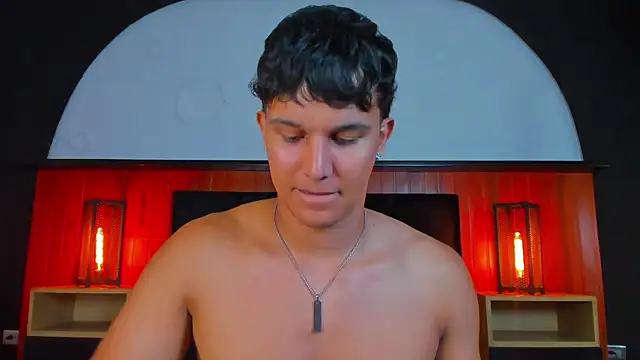 Show modela Leo_Savage_ na web-kameri