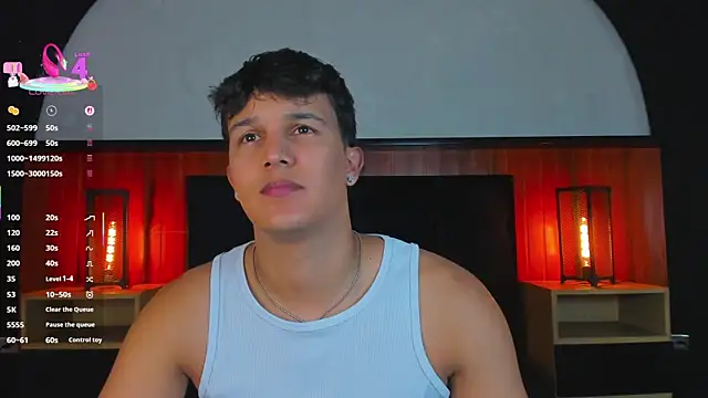Show modela Leo_Savage_ na web-kameri