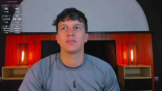 Leo_Savage_ 网络视讯表演