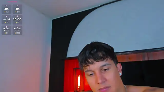 Leo_Savage_ 网络视讯表演