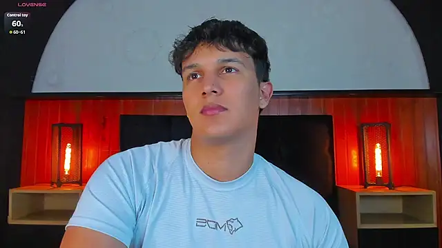Leo_Savage_ 网络视讯表演
