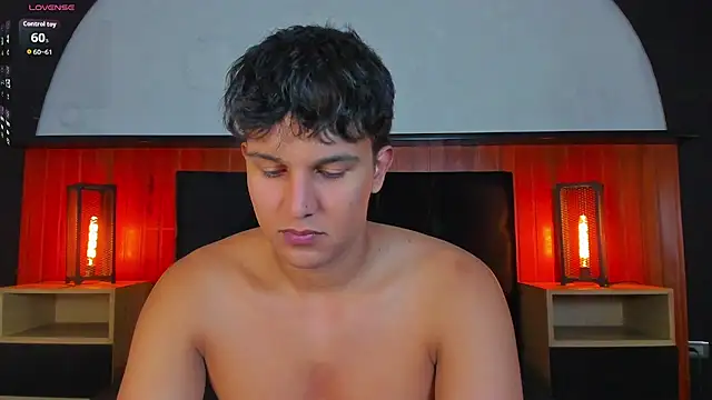 Leo_Savage_ 网络视讯表演