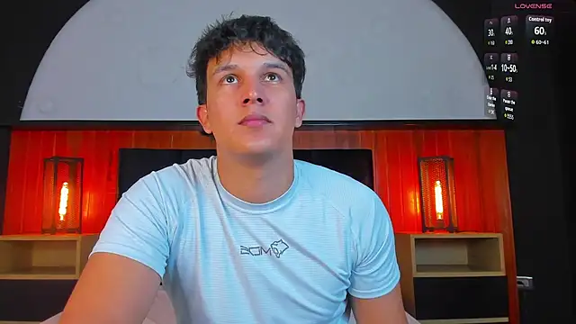 Show de Leo_Savage_ na webcam