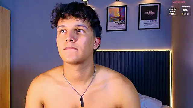 Leo_Savage_ Webcam-Show