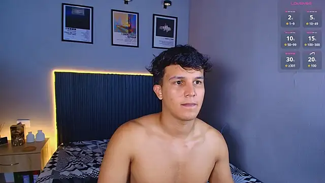 Leo_Savage_'s Webcam Show