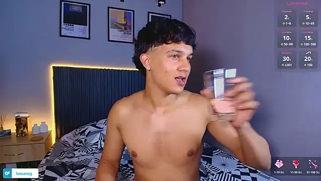 Leo_Savage_ Webcam-Show