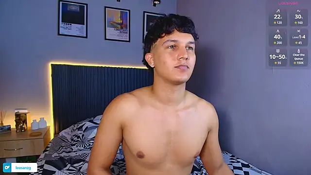 Show modela Leo_Savage_ na web-kameri