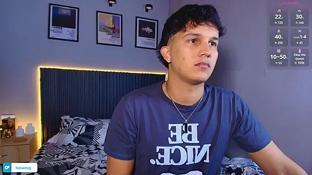 Leo_Savage_ Show Webcam