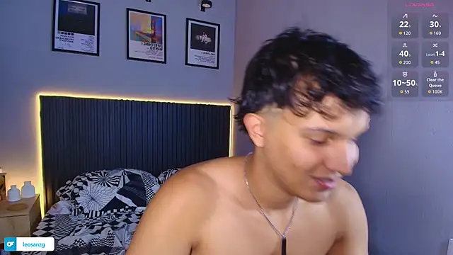 Leo_Savage_ Show Webcam