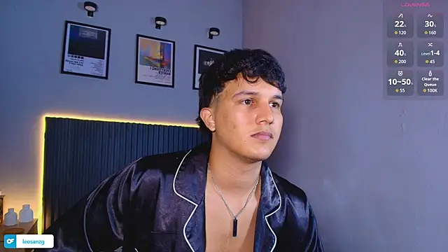 Leo_Savage_'s Webcam Show