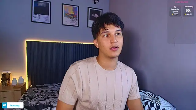 Show de Leo_Savage_ na webcam
