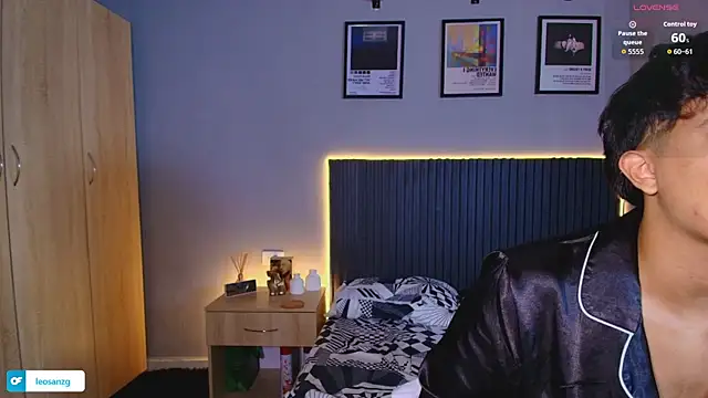 Leo_Savage_ 网络视讯表演