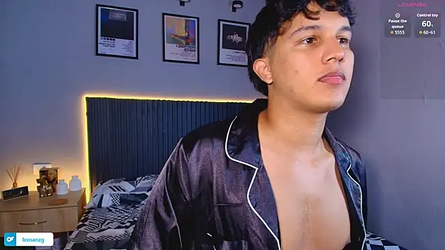 Show de Leo_Savage_ na webcam